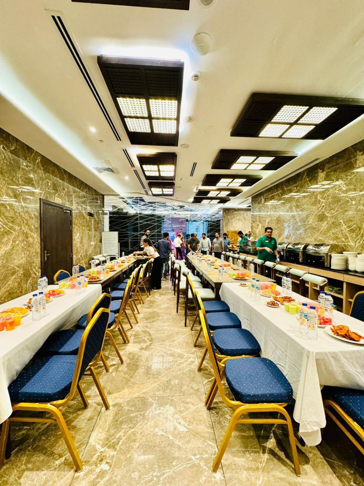 Garden City Hotel Dubai Exterior photo
